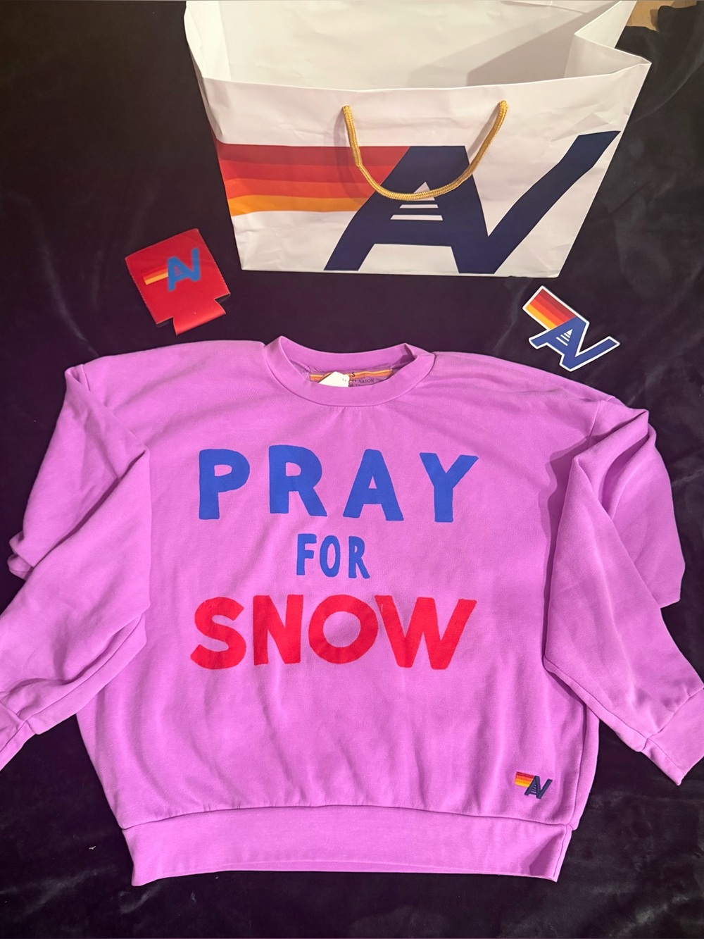 - NWT Aviator Nation Relaxed PRAY for Snow Relaxed Crew in Small